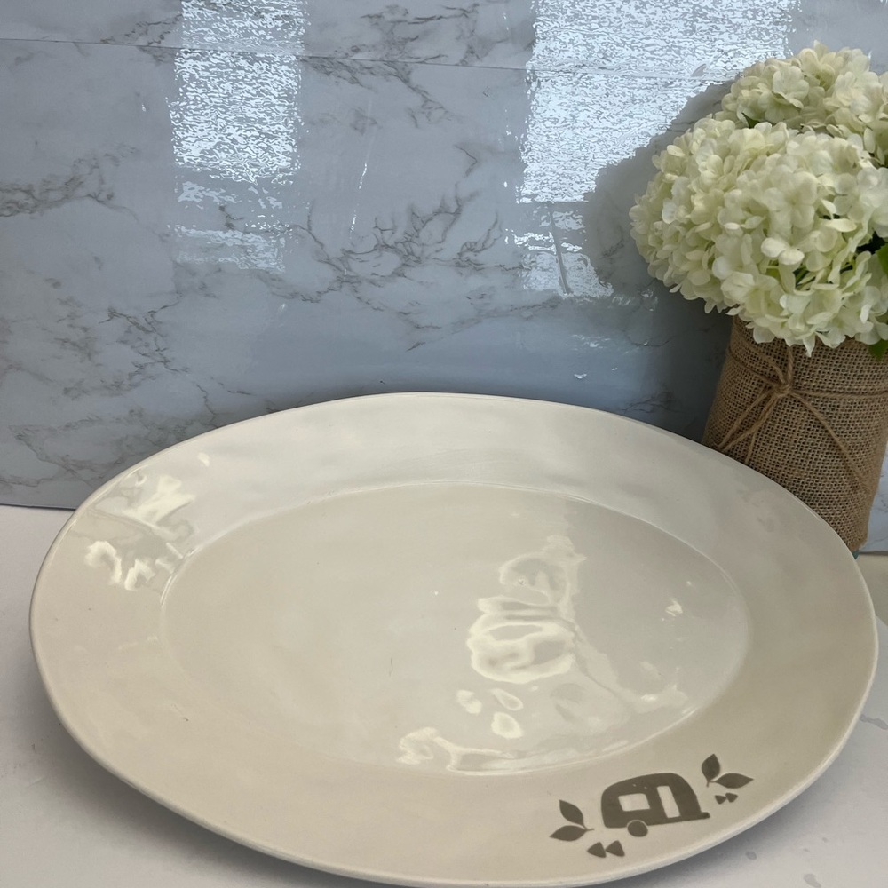 Demdaco White Serveware Platter with Elegant Design